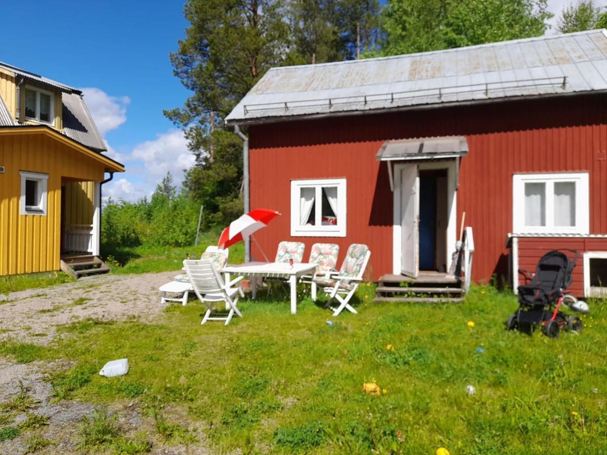 Small Bedroom, Outside Toilet, Shower Kitchen, 120 M From Sandbach Bräcke Esterno foto